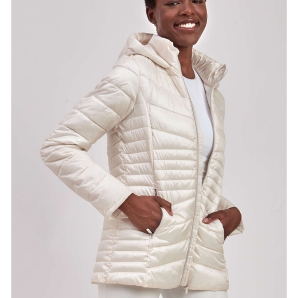 Brand new! Point Zero Puffer - Picture 1 of 2